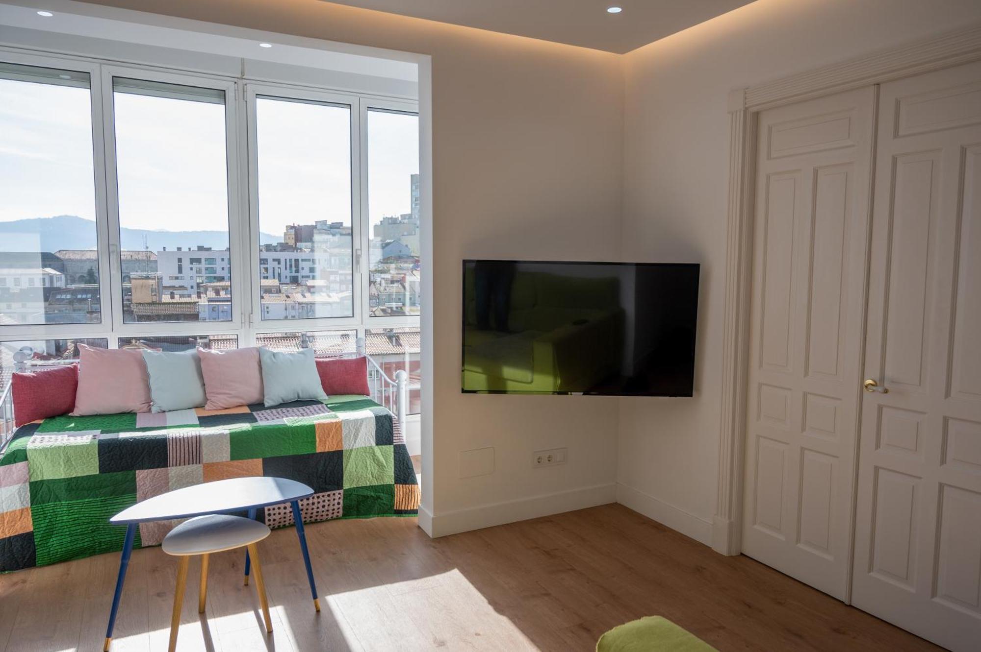 Comodo Y Moderno Piso En El Centro De Santander Exterior foto